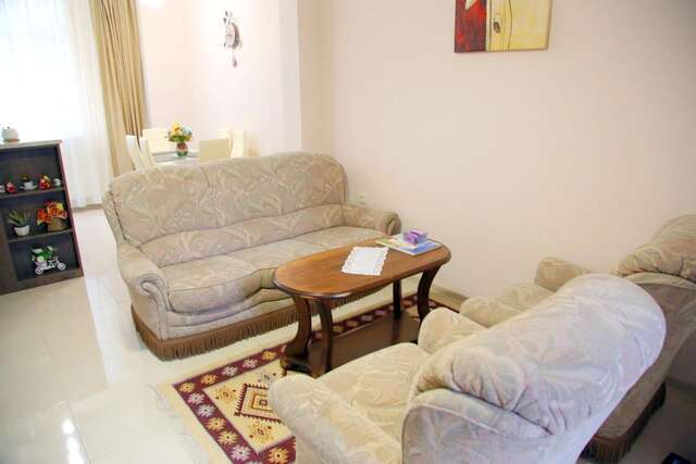 Гостевой дом Eliz apartment Тбилиси-8